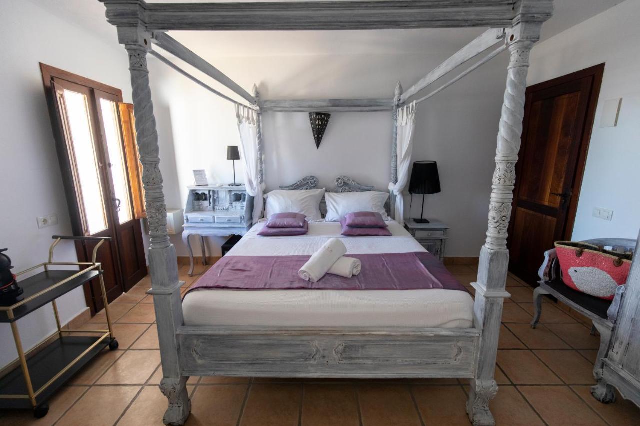 Buenavista Suites Hotel Boutique Santa Eularia des Riu Exteriér fotografie