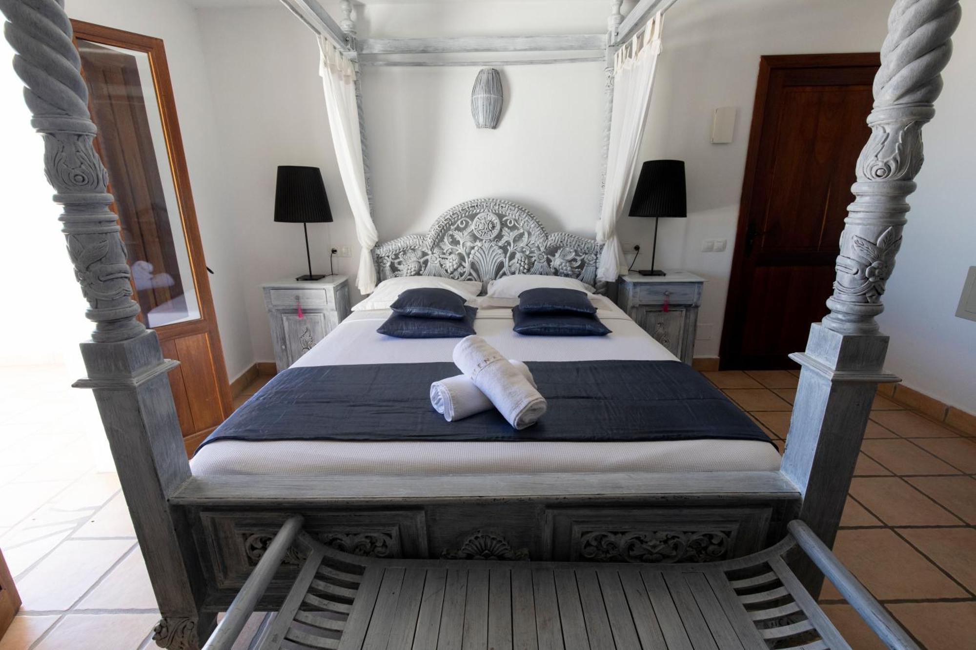 Buenavista Suites Hotel Boutique Santa Eularia des Riu Exteriér fotografie